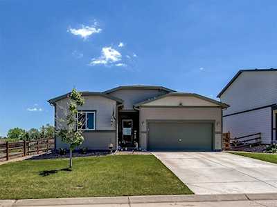 1102 Glen Creighton Dr Dacono, CO 80514