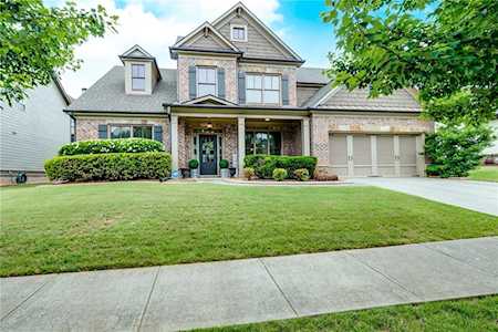1156 Whisper Cove Dr Buford, GA 30518