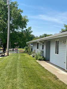 1831 Shoshone Drive London, OH 43140