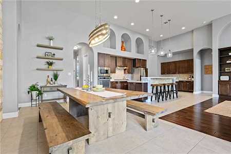 1039 Linden LOOP Driftwood, TX 78619