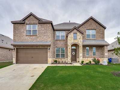 2908 Grizzly Road Aubrey, TX 76227