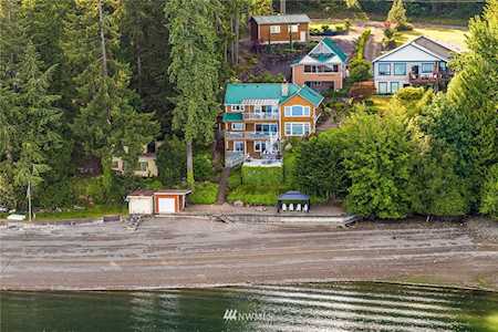 1510 E Island View Rd Grapeview, WA 98546