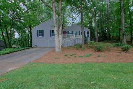 110 Pioneer Dr Woodstock, GA 30188