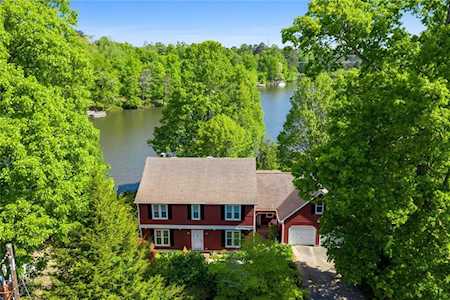 5017 Delverton Ct Dunwoody, GA 30338
