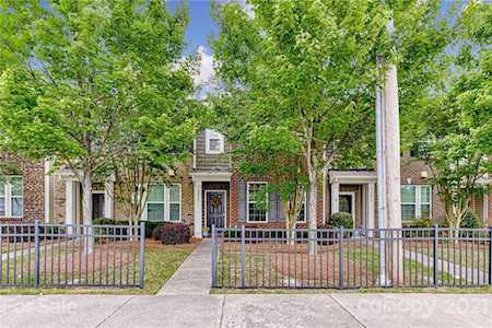 18434 Catawba Ave Cornelius, NC 28031