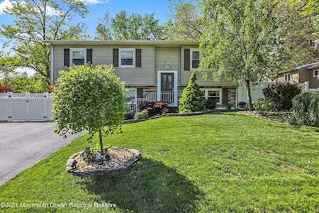 9 Ralph Place Jackson, NJ 08527