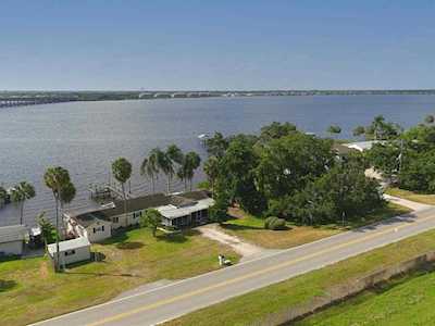 5209 19th St E Ellenton, FL 34222
