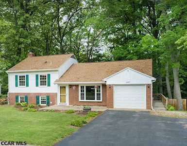 1987 N Oak Lane N State College, PA 16803
