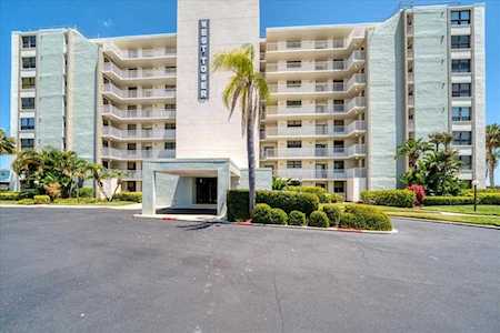 200 Woodette Dr #602 Dunedin, FL 34698
