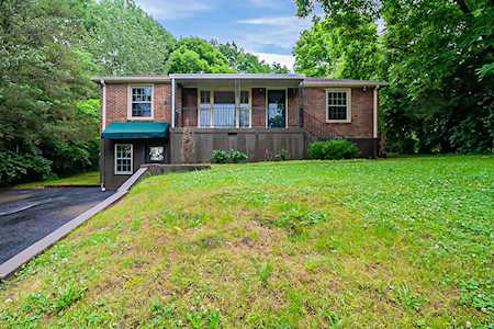 5709 Vine Ridge Dr Nashville, TN 37205