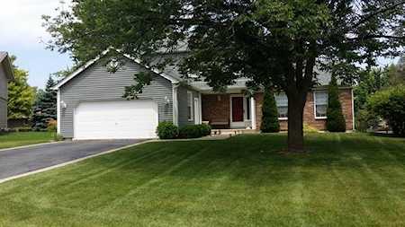 4278 Fieldstone Ct Gurnee, IL 60031