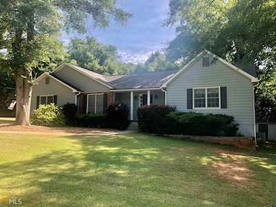 250 Brookwood Fayetteville, GA 30215