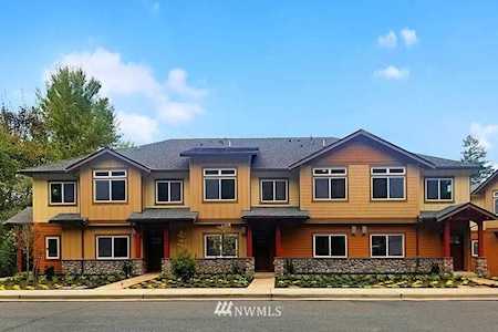 1078 Cabin Creek Ln SW Issaquah, WA 98027