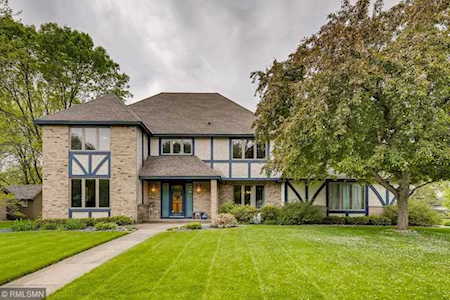 5987 Scenic Place Shoreview, MN 55126