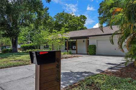 9976 57th Ave N St. Petersburg, FL 33708