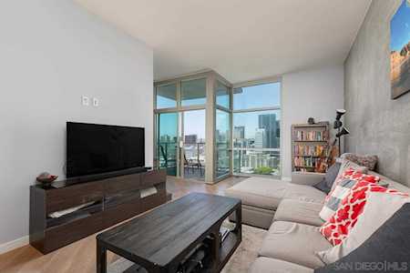 800 The Mark Ln #2303 San Diego, CA 92101