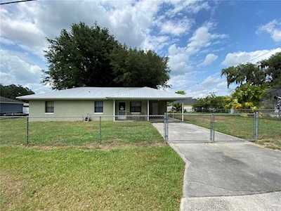 417 SE 3rd St Fort Meade, FL 33841