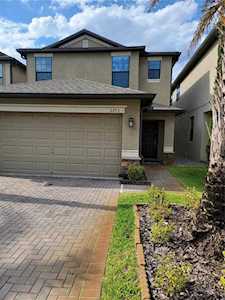 2713 Garden Falls Dr Brandon, FL 33511