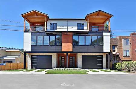 135 1st Ave NW Issaquah, WA 98027