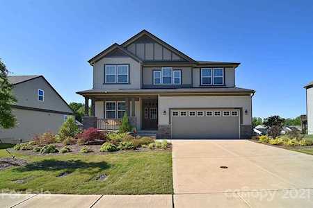 10099 Castlebrooke Dr Concord, NC 28027