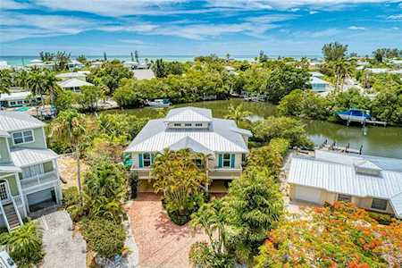 111 Tern Dr Anna Maria, FL 34216