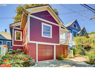 1712 SW Clay St Portland, OR 97201