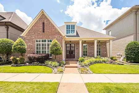 1015 Russell Farms Rd Collierville, TN 38017