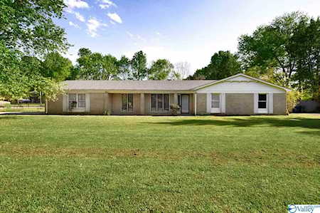 108 Independence Drive Meridianville, AL 35759