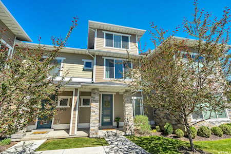 9704 S Zakro Ln South Jordan, UT 84095