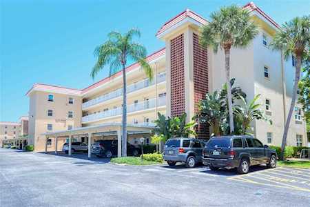 1300 N Portofino Dr #S405 Sarasota, FL 34242