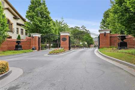3127 Lenox Rd #19 Atlanta, GA 30324