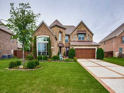 1245 Clearwater Drive Frisco, TX 75036