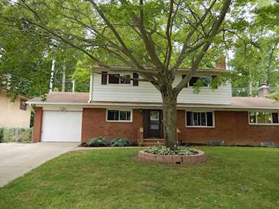 1229 Vinewood Drive Columbus, OH 43229
