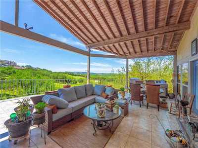 209 Hazeltine DR Lakeway, TX 78734