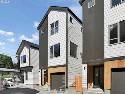 3952 SE Gladstone St #6 Portland, OR 97202