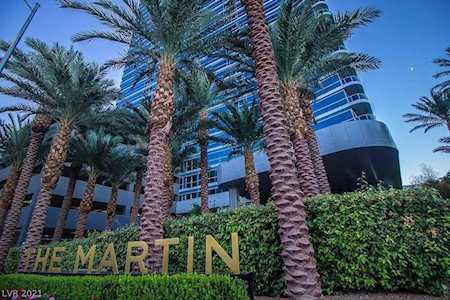 4471 Dean Martin Dr #1609 Las Vegas, NV 89103