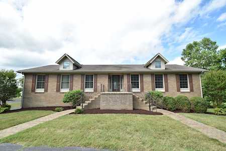 1056 Lakeshore Dr Gallatin, TN 37066