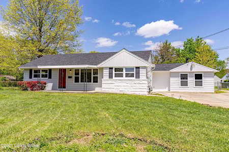 5417 Bold Venture Rd Louisville, KY 40272