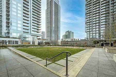 4688 Kingsway #1003 Burnaby, BC V5H 0E9