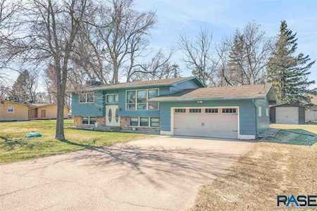 1705 N Ellis Rd Sioux Falls, SD 57107