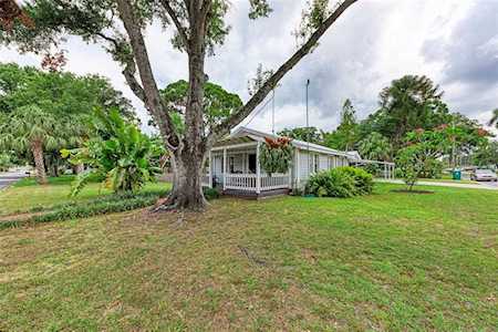 1812 9th St W Palmetto, FL 34221