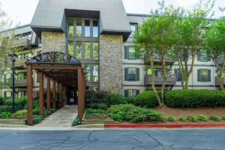 1105 Highland Bluff SE #105 Atlanta, GA 30339