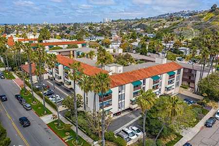 6333 La Jolla Blvd #174 La Jolla, CA 92037