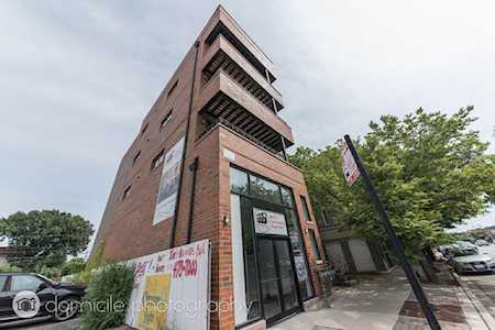 2248 W Irving Park Rd #4 Chicago, IL 60618