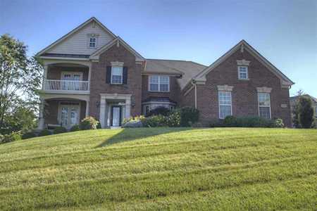 2404 Winter Woods Ct Hebron, KY 41048