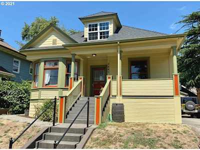 2445 NE Multnomah St Portland, OR 97232