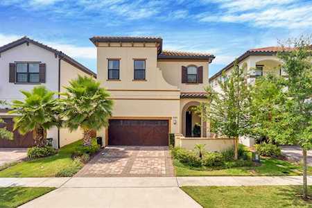 8190 Via Vittoria WAY Orlando, FL 32819