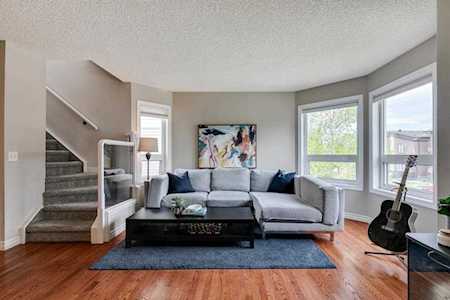 123 23 Ave NE #1 Calgary, AB T2E 1V6