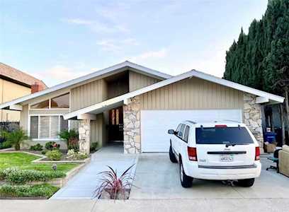 4284 Birchwood Ave Seal Beach, CA 90740