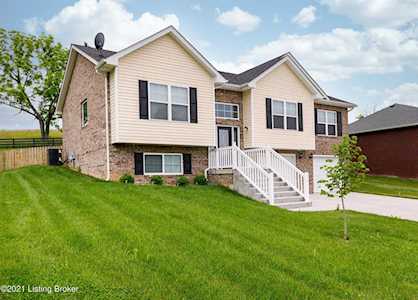 340 Oak Tree Way Taylorsville, KY 40071